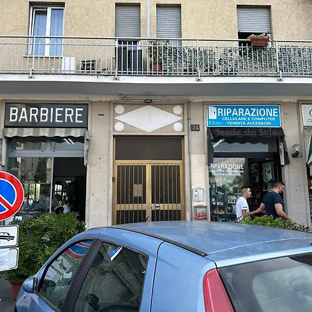 Confortevole * Milán