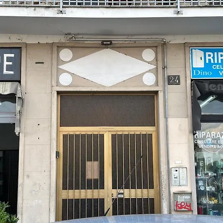 Confortevole * Milán